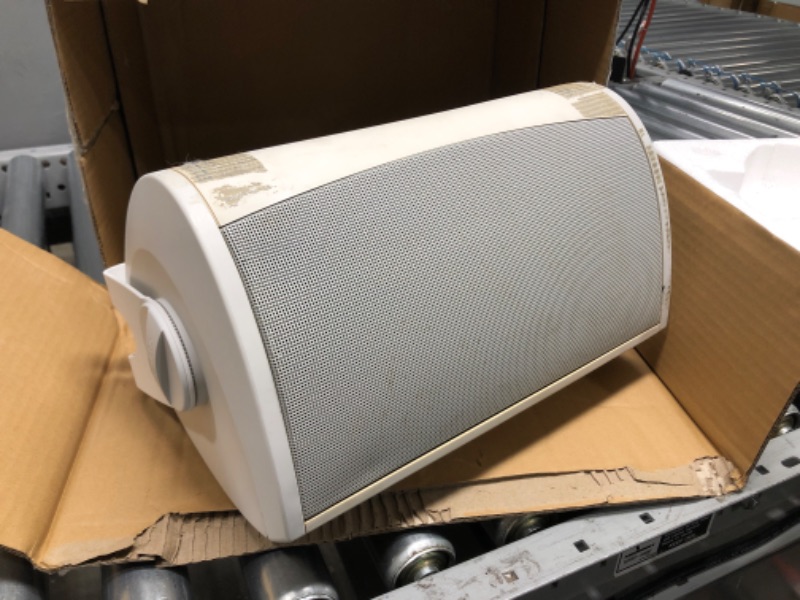 Photo 2 of (Used - Parts Only) Definitive Technology - 6-1/2" Indoor/Outdoor Speaker (Each) - White
