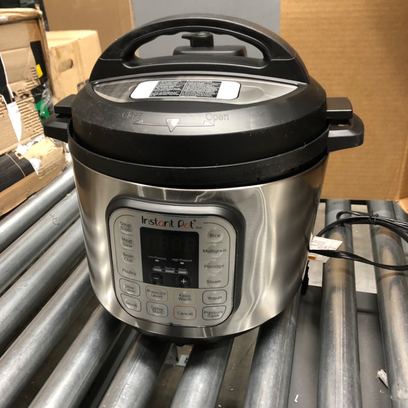 Photo 2 of 8 qt. Stainless Steel Duo Electric Pressure Cooker