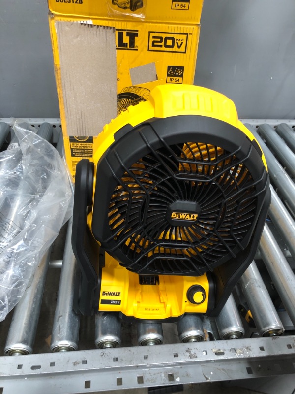 Photo 2 of 20-Volt MAX Jobsite Fan (NO BATTERY) 