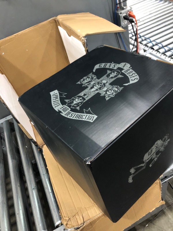 Photo 3 of **PLEASE SEE COMMENTS**
Guns N Roses - Appetite for Destruction: Locked N' Loaded Box Set - Vinyl (Limited Edition) (994429)
