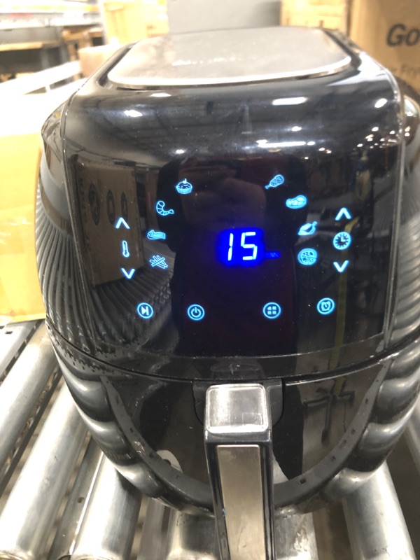 Photo 2 of 5.8 QUART 8-IN-1 DIGITAL AIR FRYER
