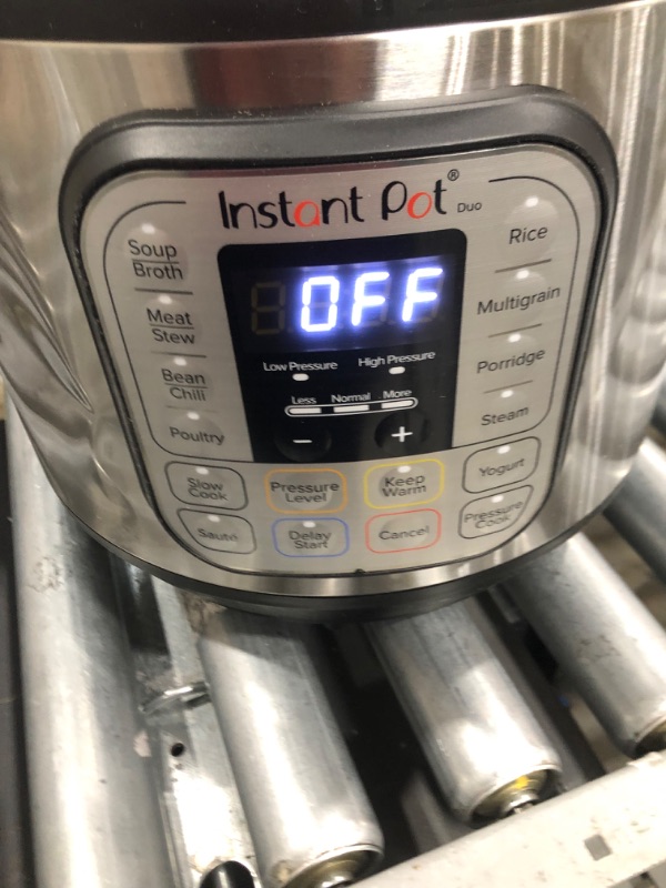 Photo 1 of 8 qt. Stainless Steel Duo Electric Pressure Cooker