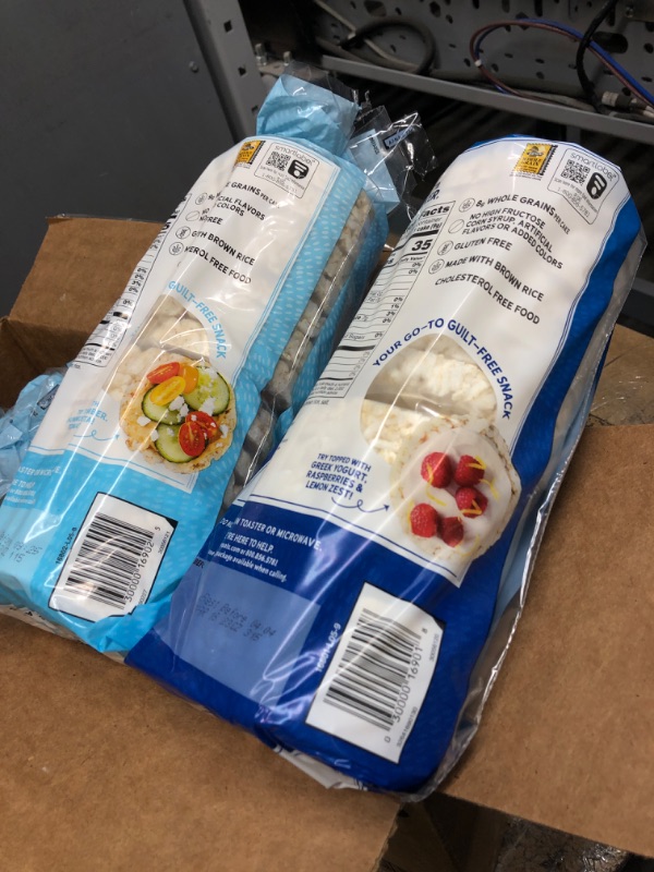 Photo 1 of BBD MAR 08/23 Quaker Large Rice Cakes, Gluten Free, Lightly Salted + Salt Free Variety Pack, 4.47 Ounce (Pack of 6) Rice Cakes, Plain Variety