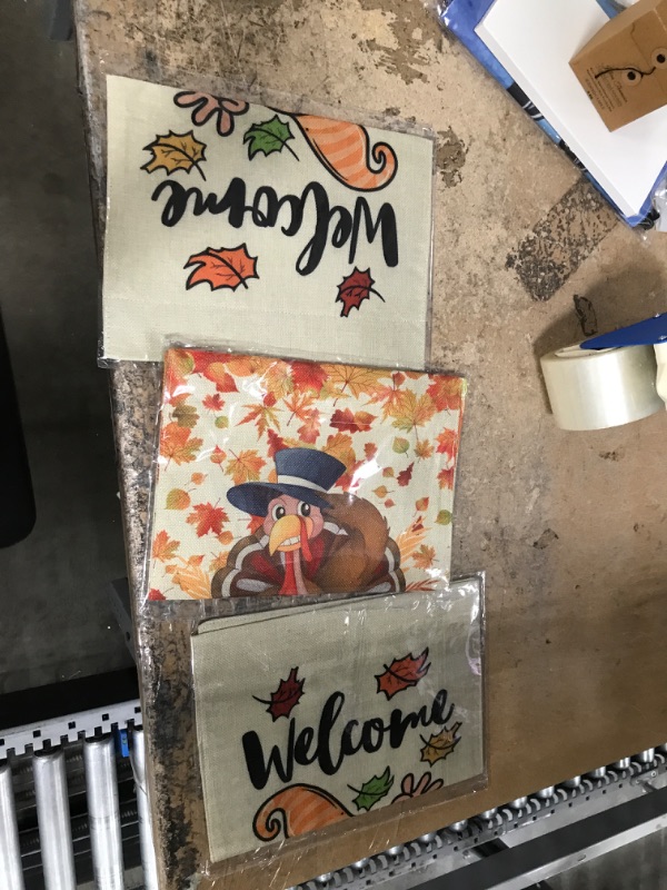 Photo 1 of 3 item decor bundle bag 