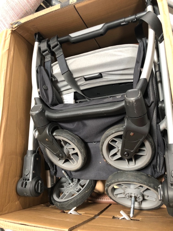 Photo 1 of (BROKEN COVER HOOK; DIRTY) MINU V2 Stroller