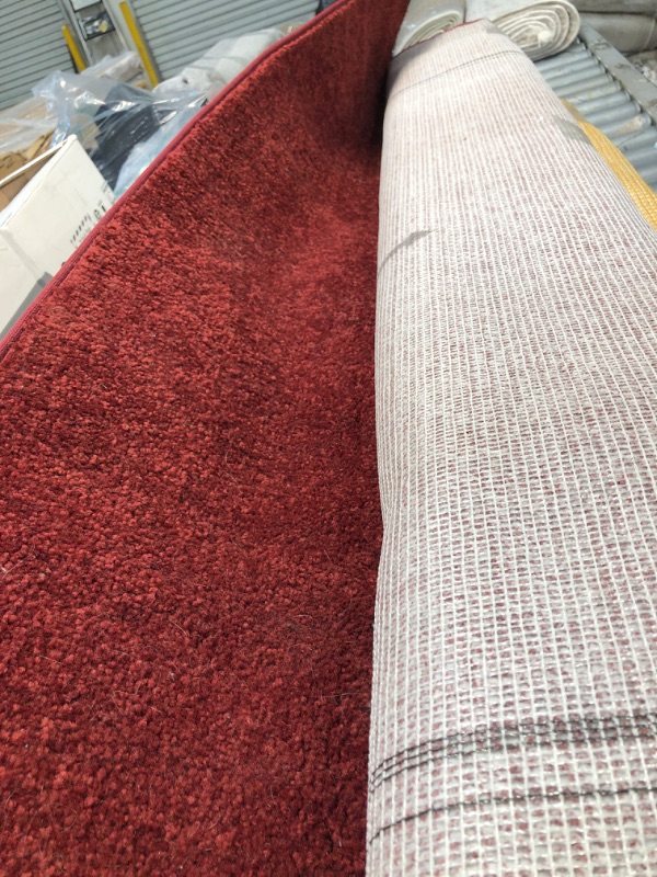Photo 1 of 5X7 .RED AREA RUG