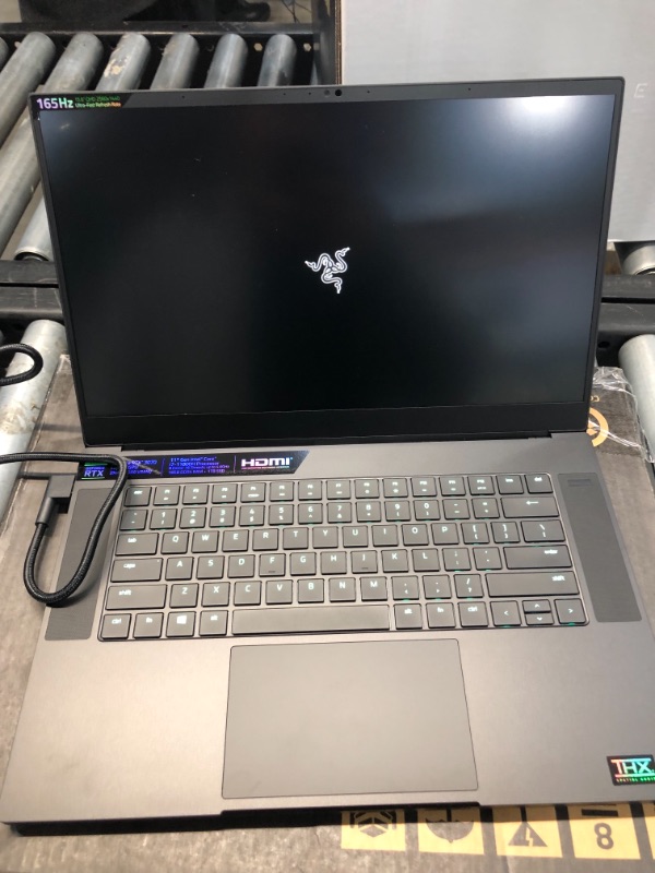 Photo 2 of NEW !
Razer Blade 15 Gaming Laptop: NVIDIA GeForce RTX 3070 - 11th Gen Intel 8-Core i7 CPU - 15.6” QHD 165Hz - 16GB RAM - 1TB SSD - CNC Aluminum - Chroma RGB - THX Spatial Audio - Thunderbolt 3
