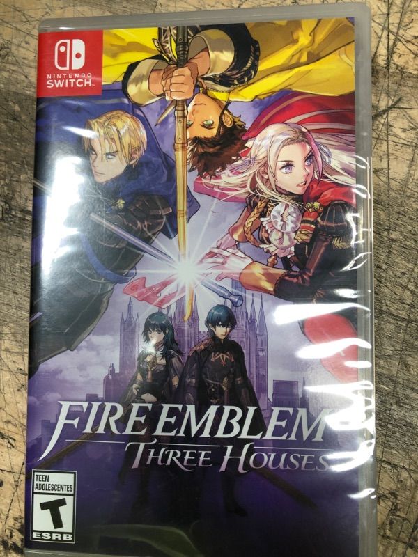 Photo 2 of Fire Emblem: Three Houses - Nintendo Switch