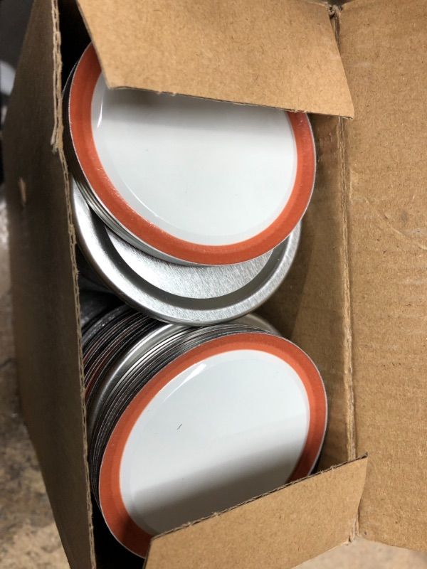 Photo 2 of 200 mouth canning lids