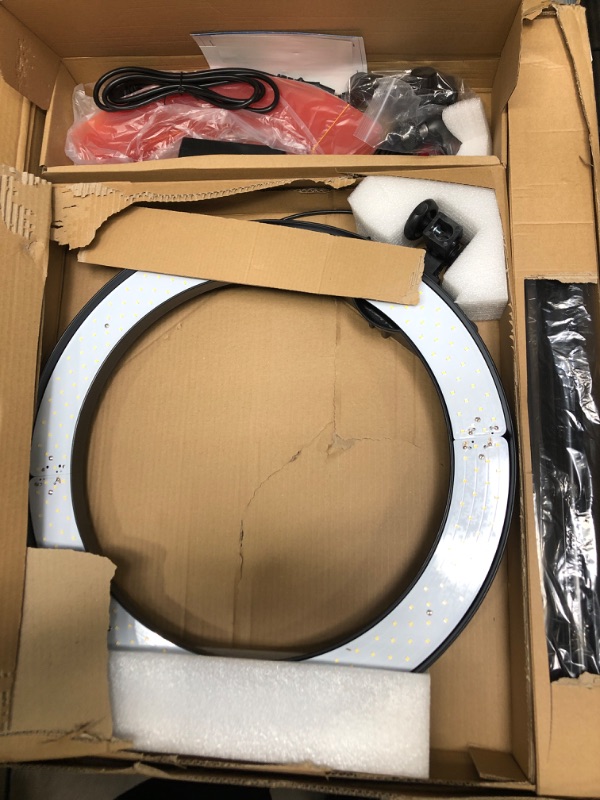 Photo 1 of Neewer 18" Smartphone Ring Light Kit