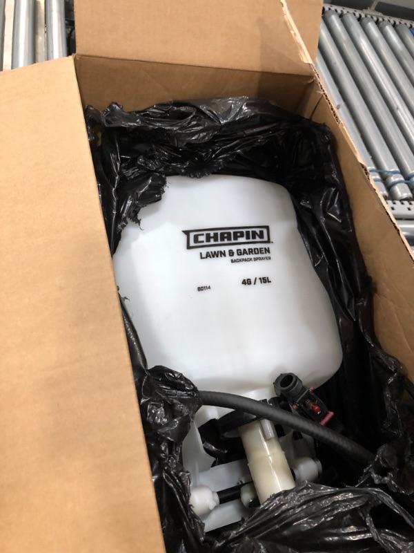 Photo 1 of ***PARTS ONLY*** Chapin International 63900 Self Cleaning Backpack Sprayer, 4 gal, Translucent White
