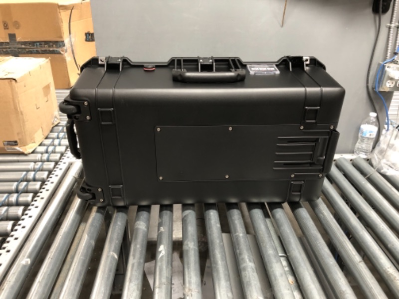 Photo 4 of Pelican Air 1615 Case With TrekPak Dividers (Black)
