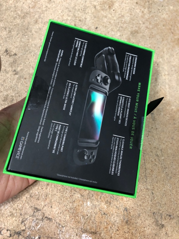 Photo 2 of *FACTORY SEALED*  Razer Kishi Mobile Game Controller / Gamepad for Android USB-C: Xbox Game Pass Ultimate, xCloud, Stadia, GeForce NOW, Luna - Passthrough Charging - Low Latency Phone Controller Grip - Samsung, Pixel Controller For Android