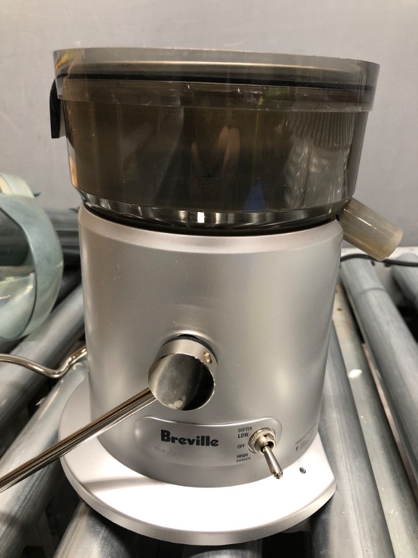 Photo 6 of *For Parts Only* Breville RM-JE98XL Juice Fountain Plus 850-Watt Juice Extractor (Renewed)