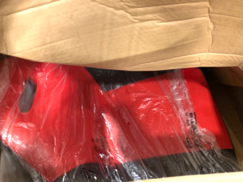 Photo 4 of VEVOR Rolling Garage Stool, 300LBS Capacity, 21"-26" Adjustable Height Range, Mechanic Seat with Swivel Casters and Tool Tray, for Workshop, Auto Repair Shop, Red
