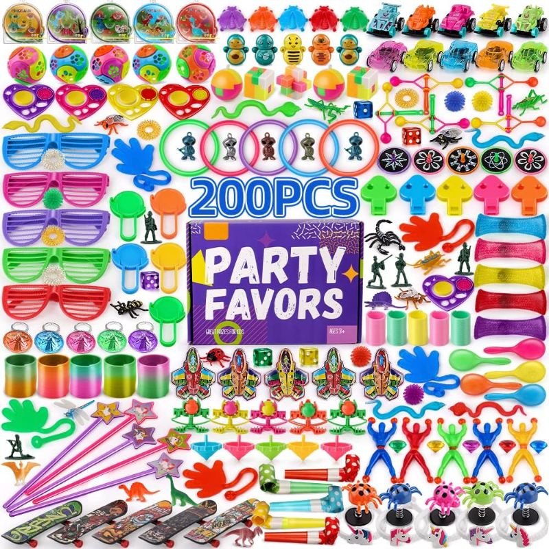 Photo 1 of Amy&Benton 200PCS Classroom Treasure Box Prizes Kids Birthday Party Favors Goody Bag Fillers Kid Carnival Prizes Box Toys Assortment Treasure Chest Toys Assorted Pinata 