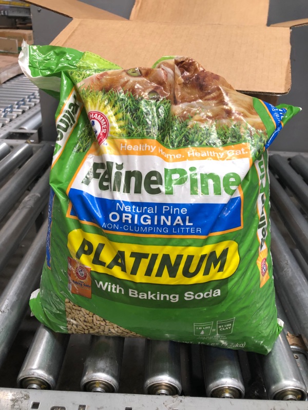 Photo 2 of Feline Pine Platinum Natural Pine Cat Litter, 18-lb bag
**UNPACKAGED** 