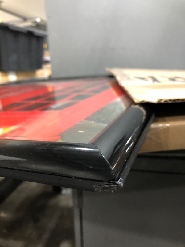 Photo 1 of MCSIndustries Trendsetter Picture Frame Size: 32" x 24" *Minor dent*