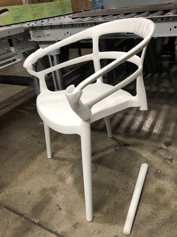 Photo 2 of Amazon Basics White, Curved Back Dining Chair Premium Plastic *One Leg Damaged Can be Super Glued* 
