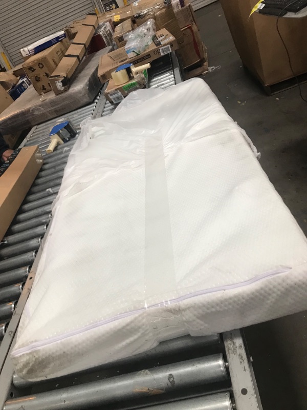Photo 7 of **NEEDS CLEANING**
Graco Premium Foam Crib & Toddler Mattress – GREENGUARD Gold and CertiPUR-US Certified, 100% Machine Washable, Breathable, and Water-Resistant Cover, Meets All Applicable Category Safety Standards
