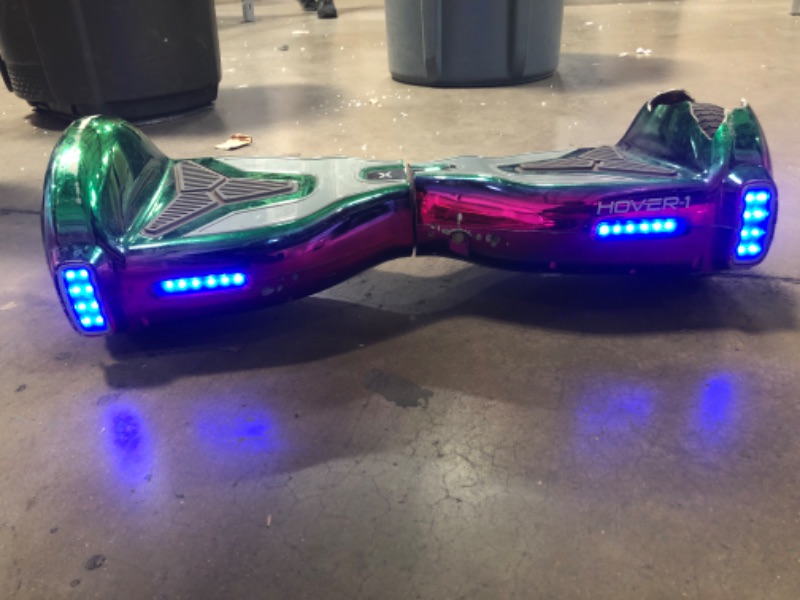 Photo 2 of DAMAGED* TESTED POWERS ON*
Hover-1 H1 Hoverboard Electric Scooter
