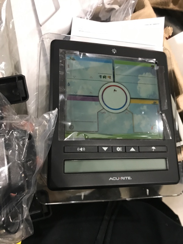 Photo 3 of AcuRite Iris Professional 5-in-1 Weather Station with PC Connect Display 01536M
