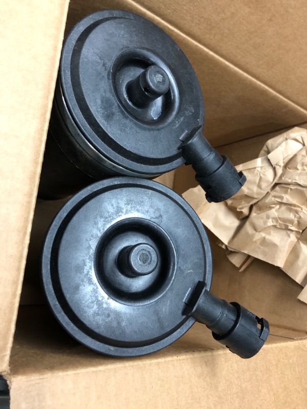 Photo 3 of used
AUTOSAVER88 Rear Air Suspension Compatible with 89-10 Lincoln Town Car/Mercury Grand Marquis, 92-10 Ford Crown Victoria, 03 04 Mercury Marauder