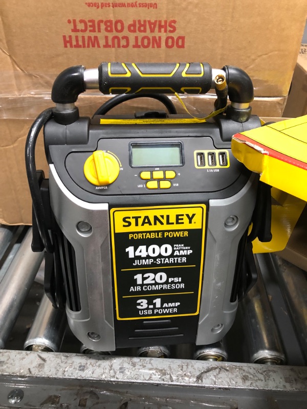 Photo 5 of STANLEY J7C09D Digital Portable Power Station Jump Starter: 1400/700 Instant Amps, 120 PSI Air Compressor, 3.1A USB Ports, Battery Clamps
