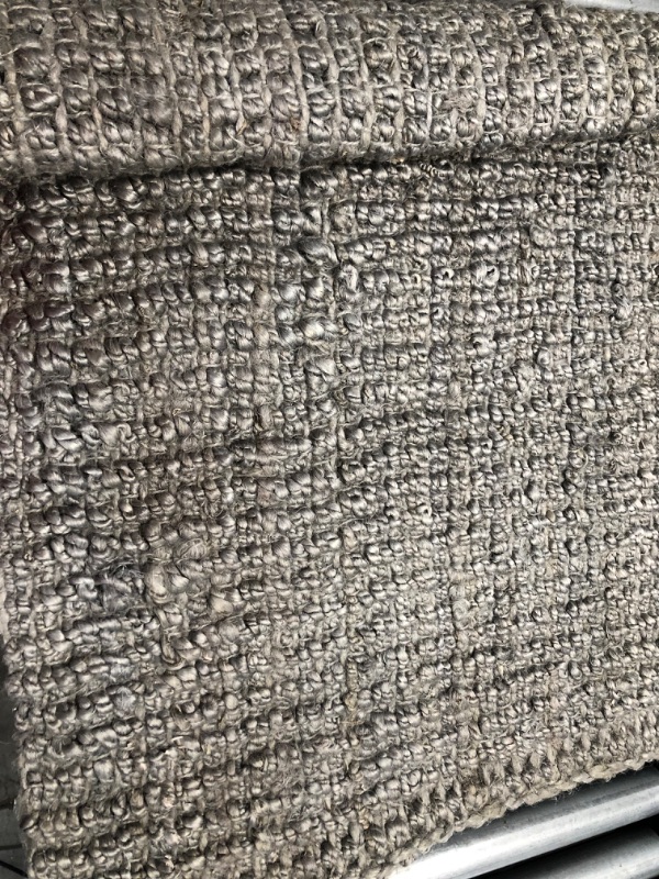 Photo 4 of **used-needs cleaning**
SAFAVIEH Natural Fiber Levi Braided Area Rug, Light Grey, 2' x 3'