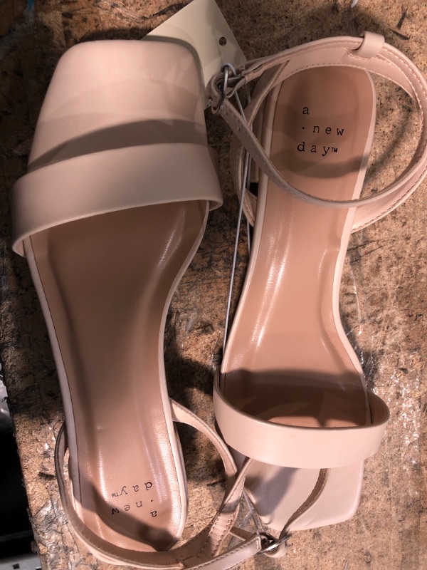 Photo 1 of A . NEW DAY - SIZE 8 