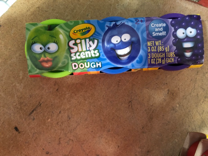 Photo 1 of Crayola Silly Scents Dough Blueberry, APPLE, GRAPE BRAND NEW 3-Pack
