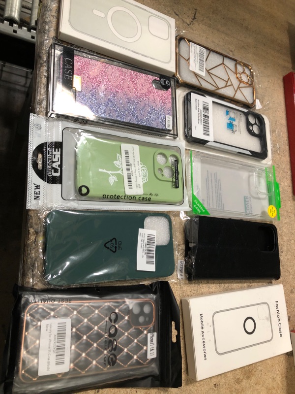 Photo 1 of BUNDLE OF IPHONE MAX CASES -10