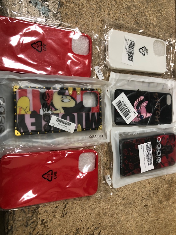 Photo 1 of BUNDLE OF IPHONE CASE - 6