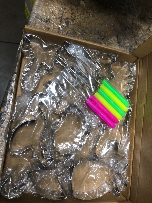 Photo 1 of 15 Piece Hawaiian Cookie Cutter Set with Cactus, Flamingo, Palm Tree, Pineapple, Starfish, Sea Shell, Wing and Unicorn Tropical Style Stainless Steel Fondant Biscuit Cutter and Sugar Stirring Pin
