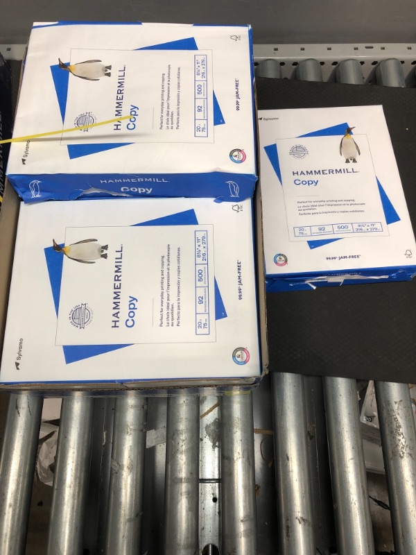 Photo 1 of Hammermill Printer Paper, 20 Lb Copy Paper, 8.5 x 11 - 8 Ream (4,000 Sheets) - 92 Bright, Made in the USA
