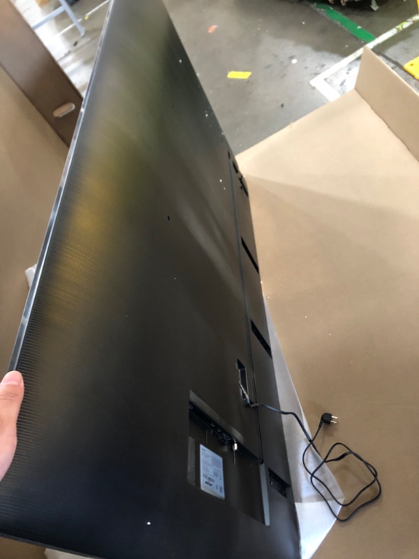 Photo 3 of (Sold for parts)70” Class DU7200 Crystal UHD 4K Smart Tizen TV.