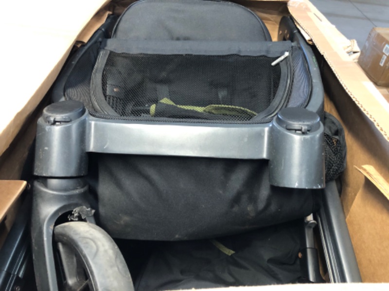 Photo 2 of Britax B-Ready G3 Stroller