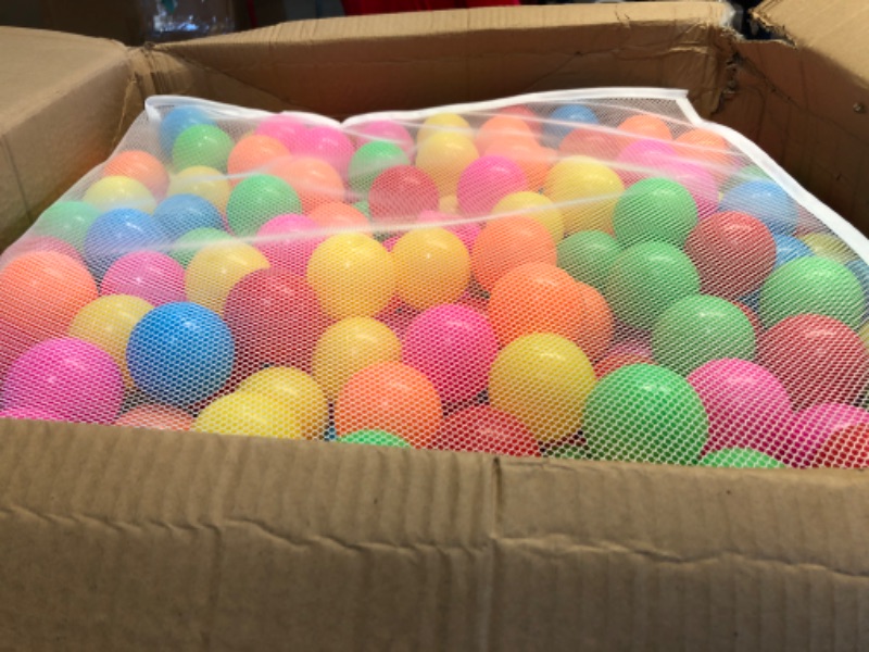 Photo 2 of Amazon Basics BPA Free Crush-Proof Plastic Ball Pit Balls with Storage Bag, Toddlers Kids 12+ Months, 6 Bright Colors - Pack of 1000
