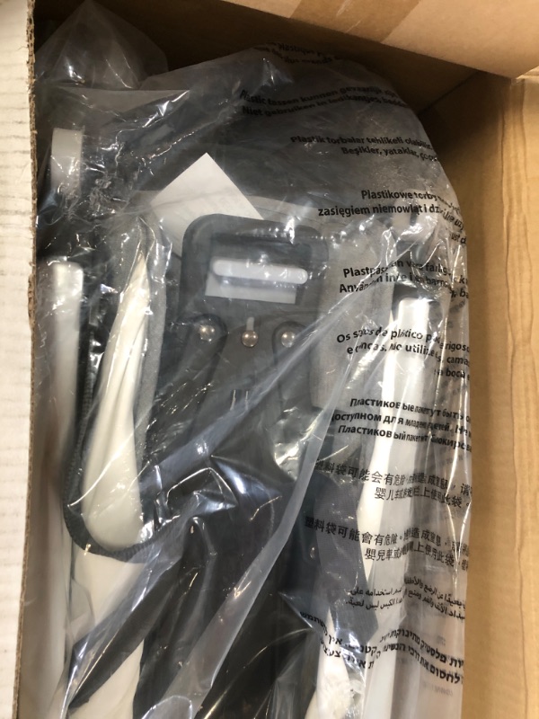 Photo 3 of 2018 UPPAbaby G-Luxe Stroller - Jordan (Charcoal/Silver)