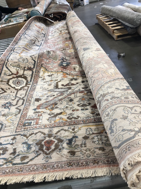 Photo 1 of 7'6X9'6 PATTEREND AREA RUG