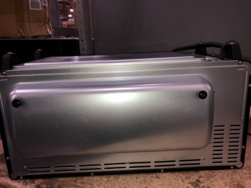 Photo 3 of 8-Slice Extra-Wide Convection Toaster Oven, Stainless Steel