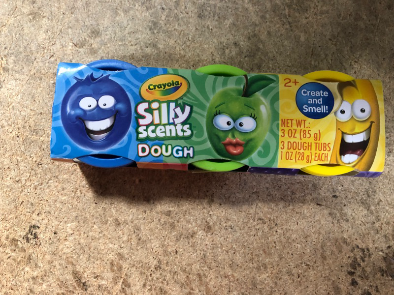 Photo 1 of Crayola Silly Scents Dough Blueberry, APPLE Banana BRAND NEW 3-Pack
