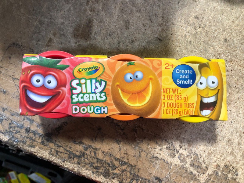 Photo 1 of Crayola Silly Scents Dough ORANGE, Strawberry, Banana BRAND NEW 3-Pack
