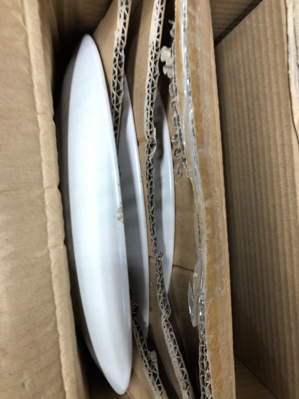 Photo 1 of **see comments**
Stone Lain 16-Piece Stoneware Dinnerware, 2-Tone, Speckles, Green and Cream, 16 Piece Set 16 Piece Set Green and Cream