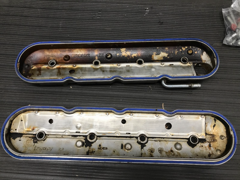 Photo 3 of  Engine Valve Cover
