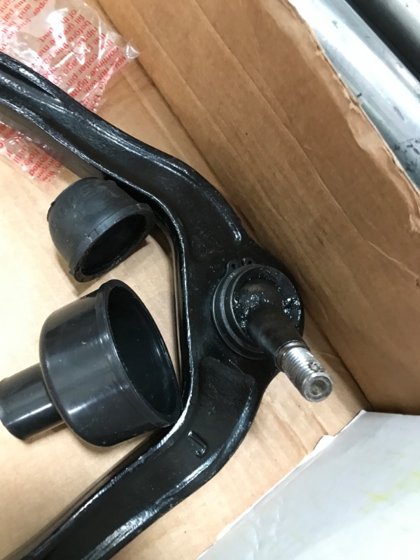 Photo 3 of MOOG RK80942 Control Arm and Ball Joint Assembly