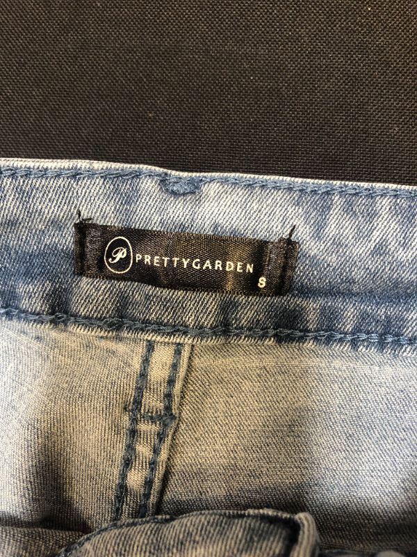 Photo 4 of PRETTYGARDEN JEANS SIZE SMALL