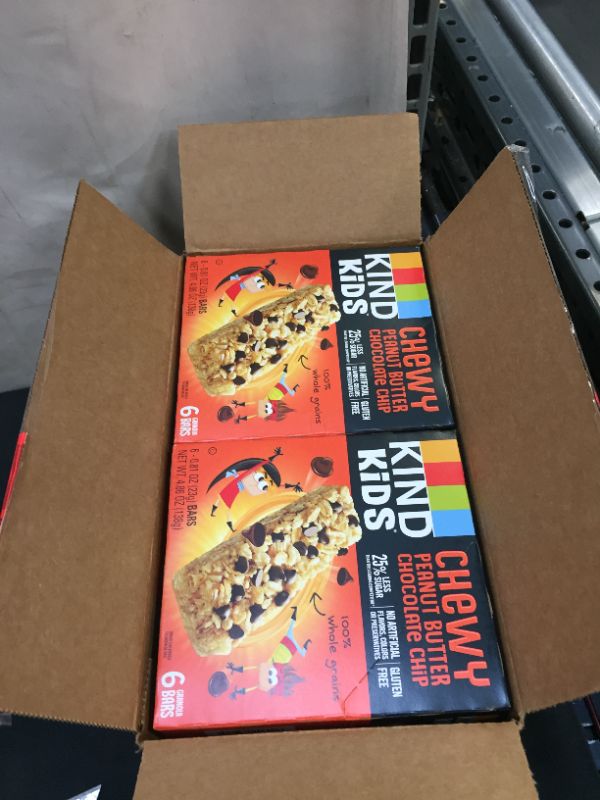 Photo 3 of KIND 25988 Peanut Butter Chocolate Chip Bar, 6pcs
 (8 boxes)(
exp aug 3 2022