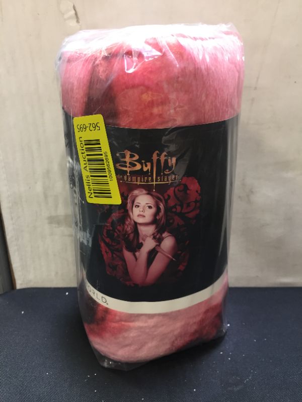 Photo 2 of BUFFY THE VAMPIRE SLAYER FLEECE THROW BLANKET 45" x 60" /   122cm x  152cm  /   100% Polyester 