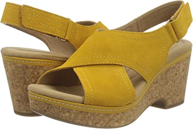 Photo 1 of Clarks Women's Ankle-Strap Heeled Sandal  --Size 8-- 